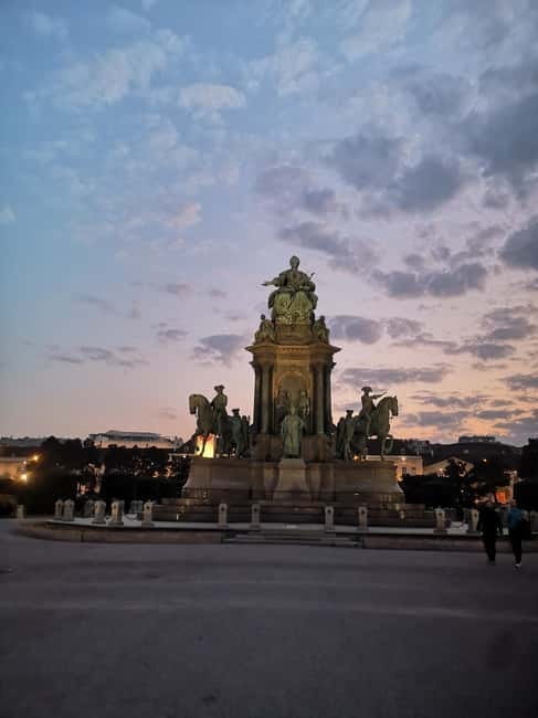 Scandals, affaires & anecdotes in Vienna - Discovering Viennas Hidden Scandals and Quirks