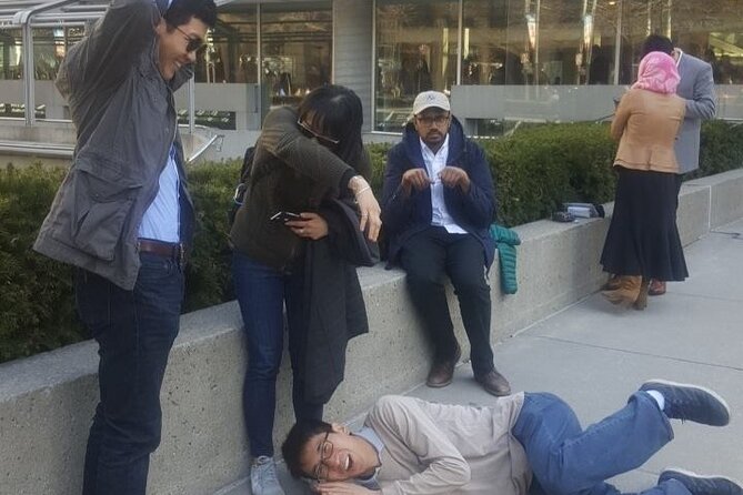 Scavenger Hunt Adventure in Windsor by Wacky Walks - Discovering Windsor From a New Perspective