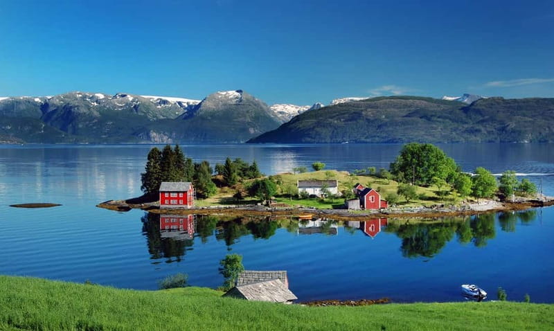 Scenic Hardanger Fjord, Waterfalls, and Orchards Day Trip - Transportation and Logistics: What to Expect