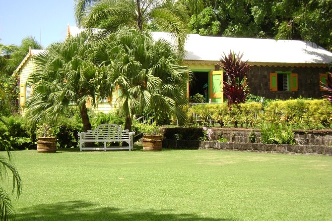 Scenic Romney Manor & Timothy Hill or Panoramic Brimstone Hill - Caribelle Batik Exploration