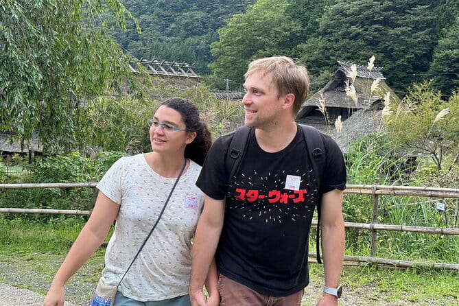 Scenic Spots of Mt Fuji and Lake Kawaguchi 1 Day Bus Tour - Relaxing Kawaguchiko Craft Park and Lake