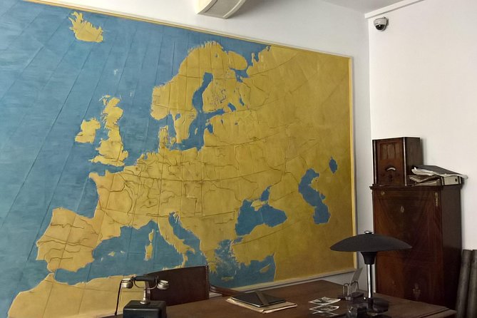 Schindlers Factory Museum Guided Tour in English - Just The Basics