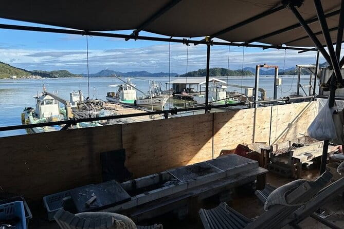 Sea and Ginjo Sake Adventure for Hiroshima Oyster Lovers - Oyster BBQ and Ginjo-Sake Pairing