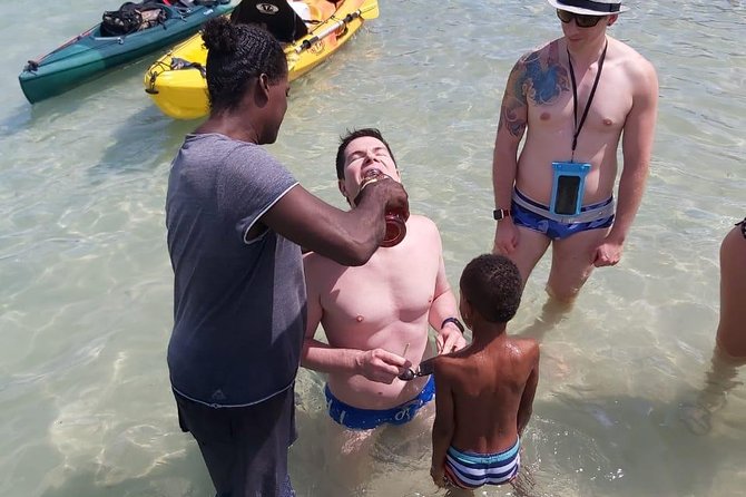 Sea Excursion in the Bays of Robert and Francois. - Accessibility and Transportation