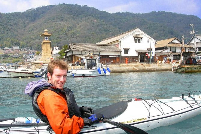Sea Kayak Tour to the History of Tomonoura in the Seto Inland Sea - Kayaking Past Seafront Villages and Island Shrines