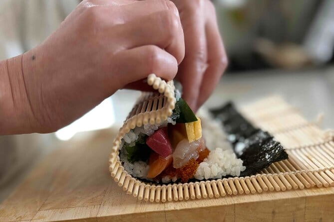 Seafood Rolls and Tempura Cooking Class With Matcha in Hokkaido - Key Points