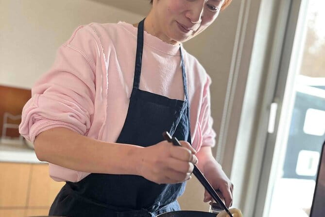 Seafood Rolls and Tempura Cooking Class With Matcha in Hokkaido - Meeting and Pickup Details