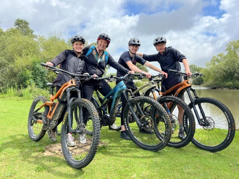Seafront - Discovering Brighton’s Coastal Charm on an E-Bike