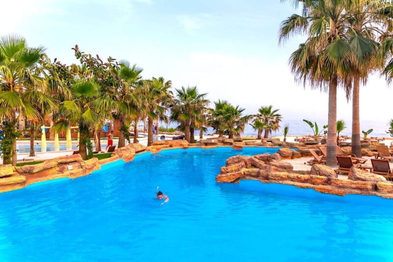 Seapark: Swimming in Pool Aquarium with Authentic Creatures - Exploring Sealanya Seapark: An In-Depth Review