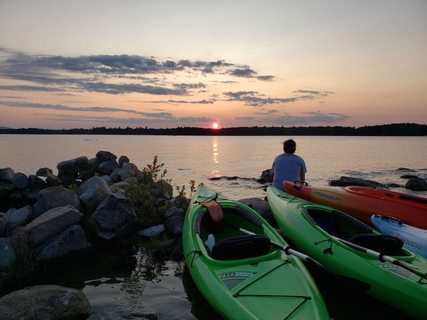 Sebago Lake Guided Sunset Tour by Kayak - Language and Inclusions