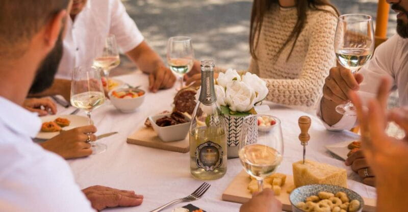 Secret journey between prosecco, lugana and white wines - What Makes This Tour Stand Out