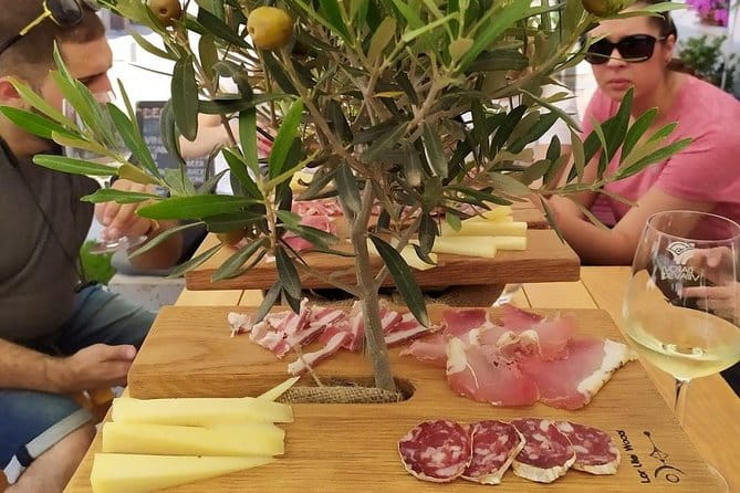 Secret vineyards E-bike tour - The Pros and Cons