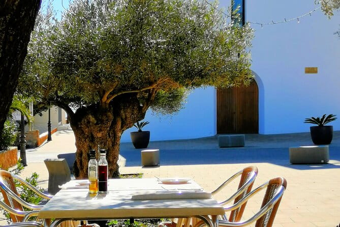 Secrets of Ibiza - Car tour in 8 hours - FAQ