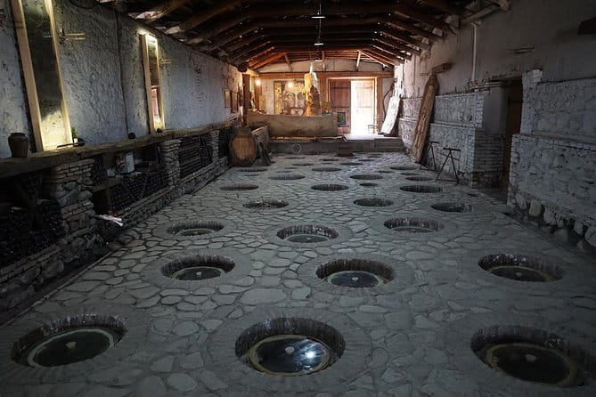 Secrets of Kakheti: Wine & Home-Cooked Lunch - Home-Cooked Lunch in Eniseli: Authentic Hospitality