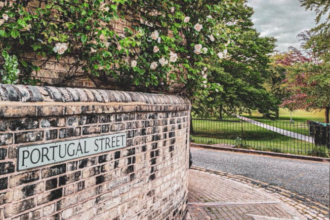 Secrets of Kings College Cambridge, Hawking, Darwin, Newton - FAQs