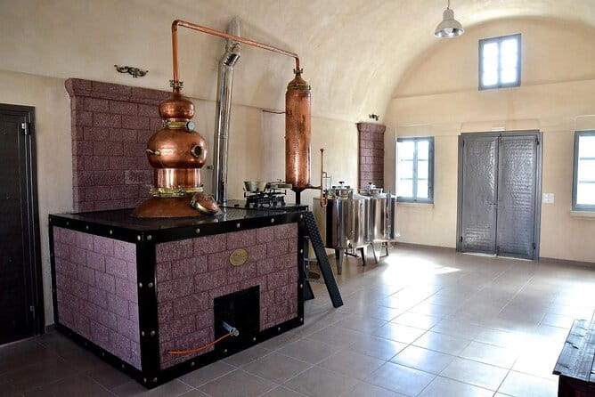 Secrets of Santorini - Private Full Day Tour with Dinner - Who Is This Tour Best For?