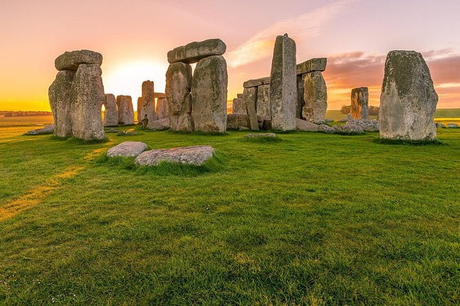 Secrets of Stonehenge Private Half-Day Tour from Bath - Exploring the Site: What to Expect