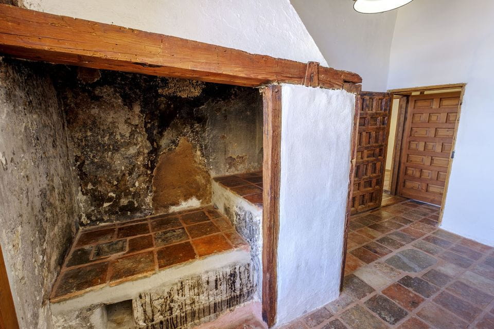 Segovia: Cathedral Tower Guided Tour - Daily Life of Bell Ringers and Priests