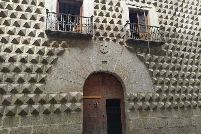 Segovia from the Aqueduct to the Alcazar: A Self-Guided Audio Tour - FAQ