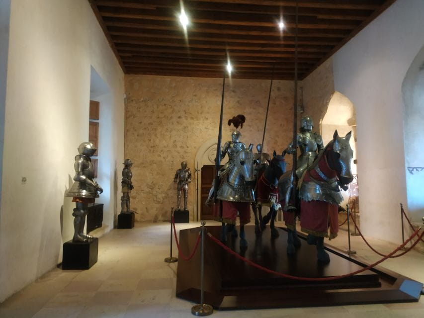 Segovia: Guided Walking Tour With Cathedral & Alcázar Entry - Customer Feedback