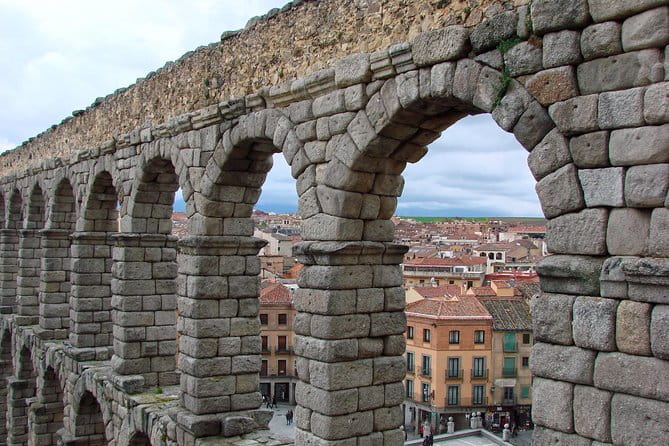 Segovia Private 5 hours Tour from Madrid with Hotel Pick up - The Benefits of a Private, Tailored Tour