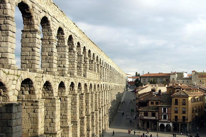 Segovia Private 5 hours Tour from Madrid with Hotel Pick up - Practical Tips for Your Tour Day