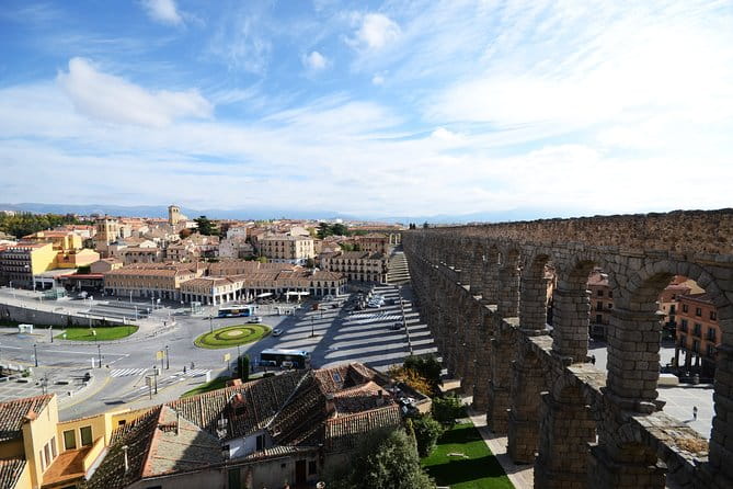 Segovia private tour from Madrid by private car - The Journey Begins: How a Private Car Transforms the Day