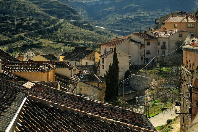 Segovia private tour from Madrid by private car - The Alcázar of Segovia: Fairytale Castle and Historical Landmark