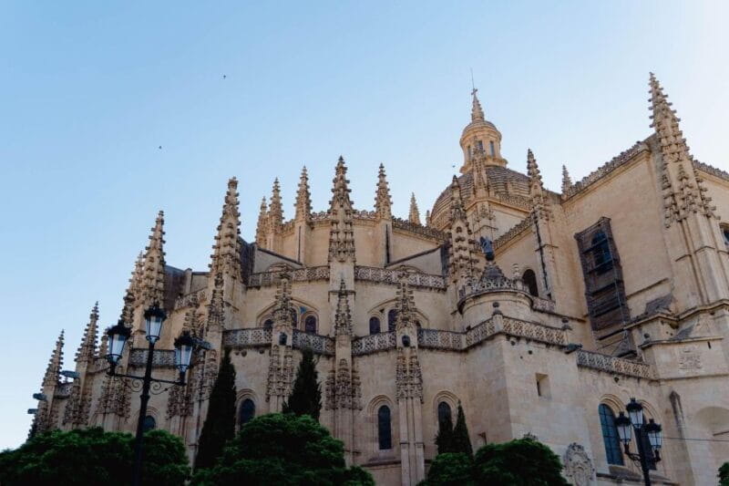 Segovia: Self-Guided Audio Tour on Your Phone - Who Should Consider This Experience?