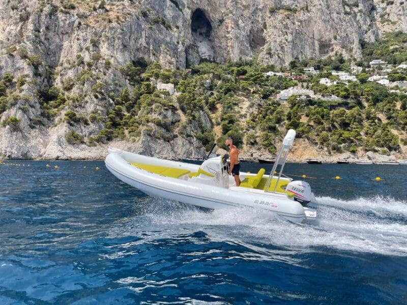 Self Drive: Boat Rental from Sorrento - FAQ