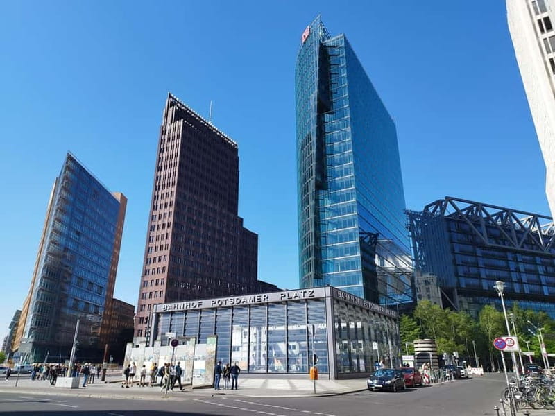 Self-drive E-Scooter shared guide in small groups - Introducing Berlin’s Best Way to See Its Highlights: E-Scooter & Rickshaw Tour