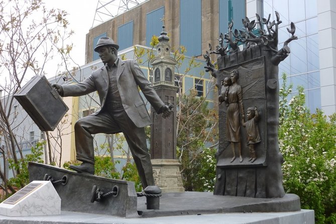 Self Guided Adventure Hunt: Halifax's Hopping Harbour - Capturing Memorable Moments Together