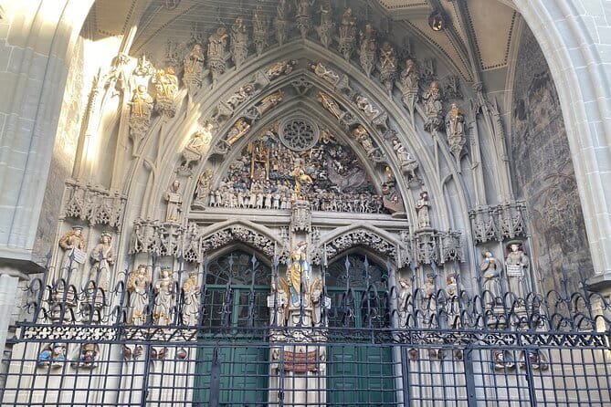 Self-Guided Audio City Tour in Bern - Practical Details: Price, Logistics, and Suitability