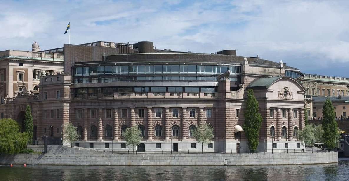 Self-Guided Mystery Tour by Riksdagshuset (ENG/SE) - Key Points
