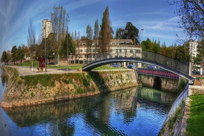 Self-guided tour Bike + Surf - The Sum Up