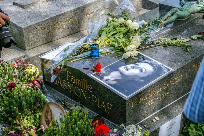 Self-Guided Tour of Celebrity Graves at Père-Lachaise Cemetery - Frequently Asked Questions