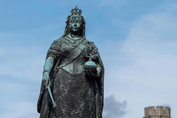 Self-Guided Walking Tour of Windsor Town with Mobile App - Exploring Windsor & Eton with a Self-Guided App: A Practical Review