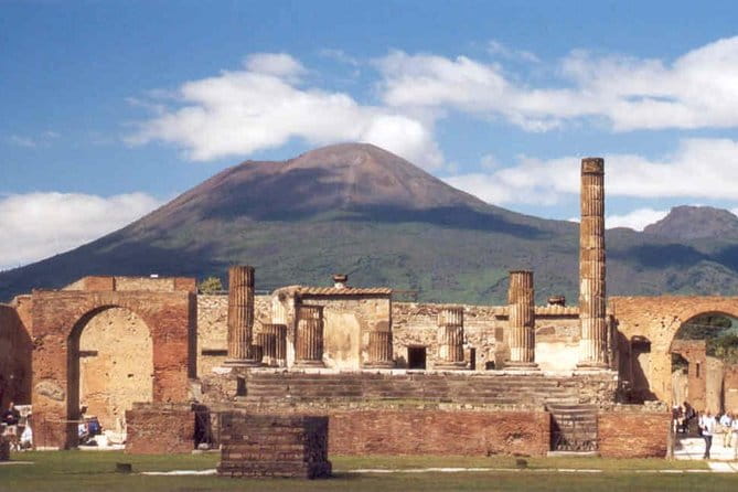 Semi-Private Day Trip to Pompeii and Naples from Rome - Key Points