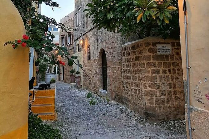 Semi-Private Walking Tour of Rhodes Old Town from the Cruise Port - FAQs