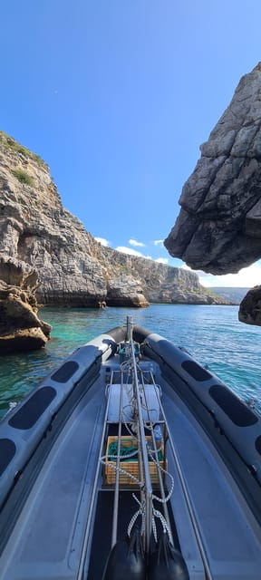 Sesimbra: Boat Trip to the wild beaches and caves - The Journey: Logistics, Price, and Value