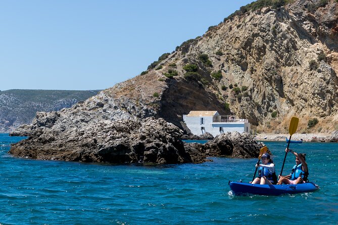 Sesimbra: Guided Kayak Tour in Arrábida Natural Park & Caves - Adventure in Sesimbra