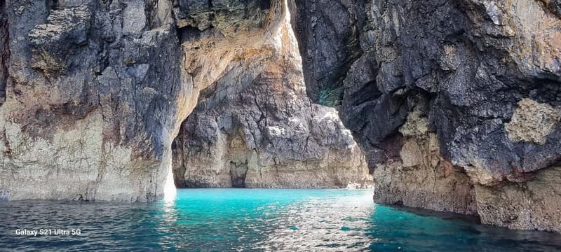 Sesimbra: Private Boat - Beach and Caves - Why This Private Boat Tour Stands Out in Sesimbra