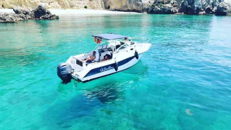 Sesimbra: Rote of Wonders/ Private Boat Tour along the cost - Setting Out from Sesimbra: A Relaxed Departure
