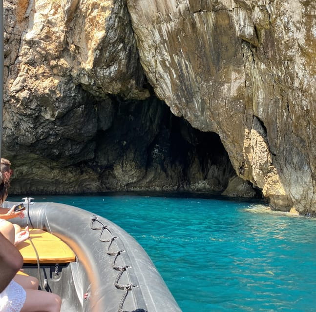 Sesimbra: Secret Beaches and Caves - Who Will Love This Tour?