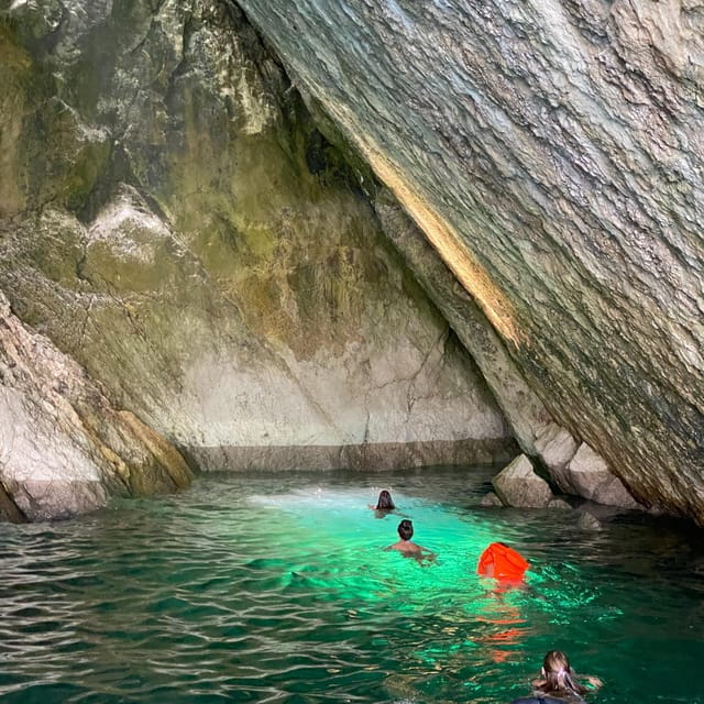 Sesimbra: Secret Beaches and Caves - The Sum Up