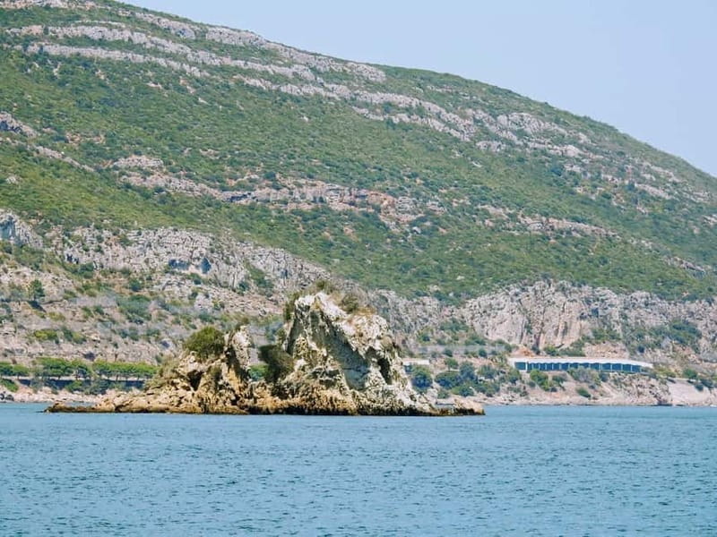 Sesimbra: visit to the Caves - Wrapping Up: Scenic Views and Final Photos