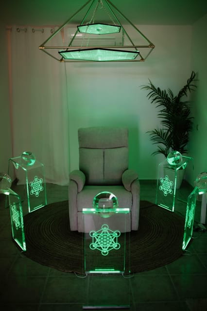 Session in the Tachyone Med bed - The Setting and Atmosphere