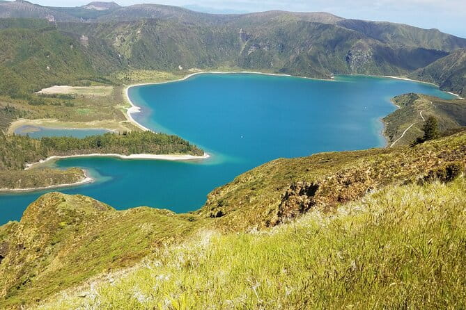 Sete Cidades / Lagoa do Fogo - Full Day Tour - Exploring Sao Miguel in Depth: The Full-Day Tour Experience