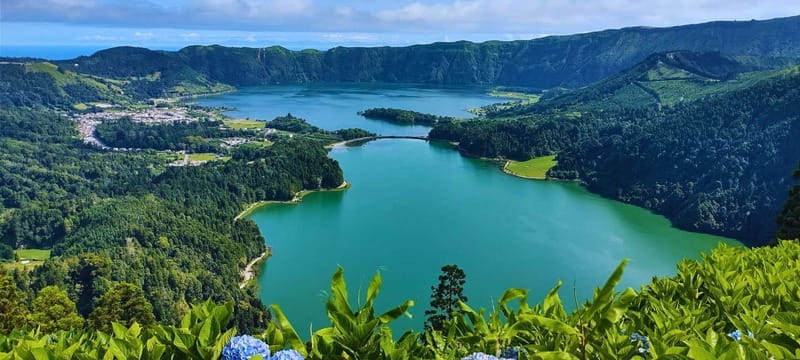 Sete Cidades: West Coast Tour (w/Lunch) - Exploring the Azores’ Scenic Highlights