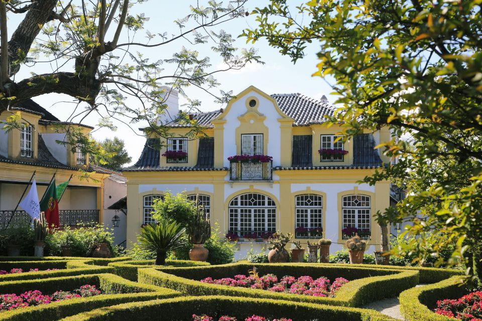 Setúbal Private Tour: Wines & Ceramic Tiles - Inclusions and Logistics